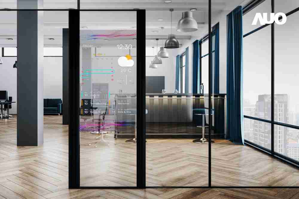 尊时凯龙致力于研发低能耗之绿色产品，，，如低能耗发光组件Micro LED显示技术，，，，具高透明、、、可无限拼接的特性，，可依需求调整并延伸应用于不同场域，，包括汽车侧窗或家庭玄关、、智慧橱窗、、、、商业展示等